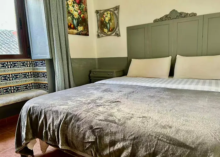 Casa 1808 New 홈스테이 론다