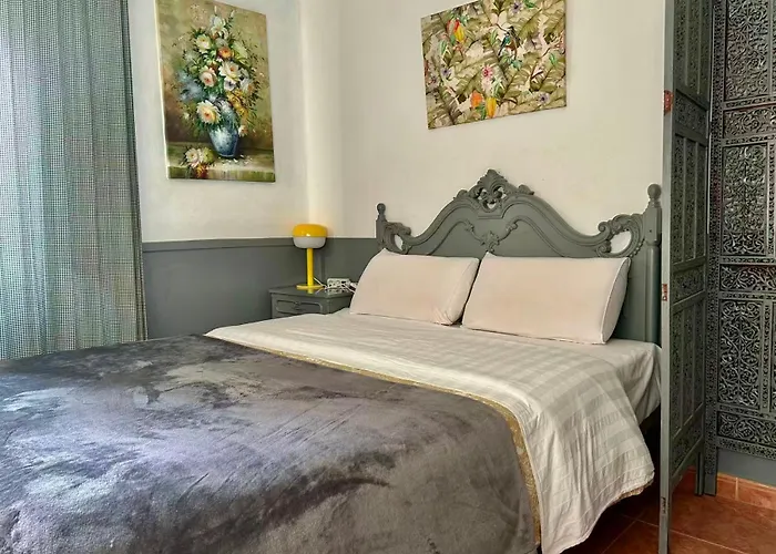 Casa 1808 New 홈스테이 론다